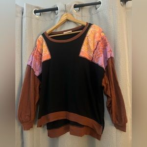 Unique We the Free top